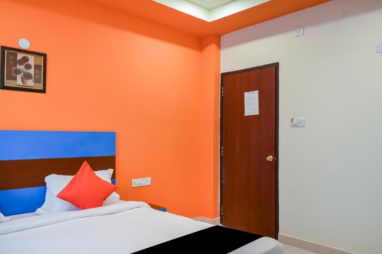 Capital O 67249 Hotel Planet Bhubaneswar Exterior foto