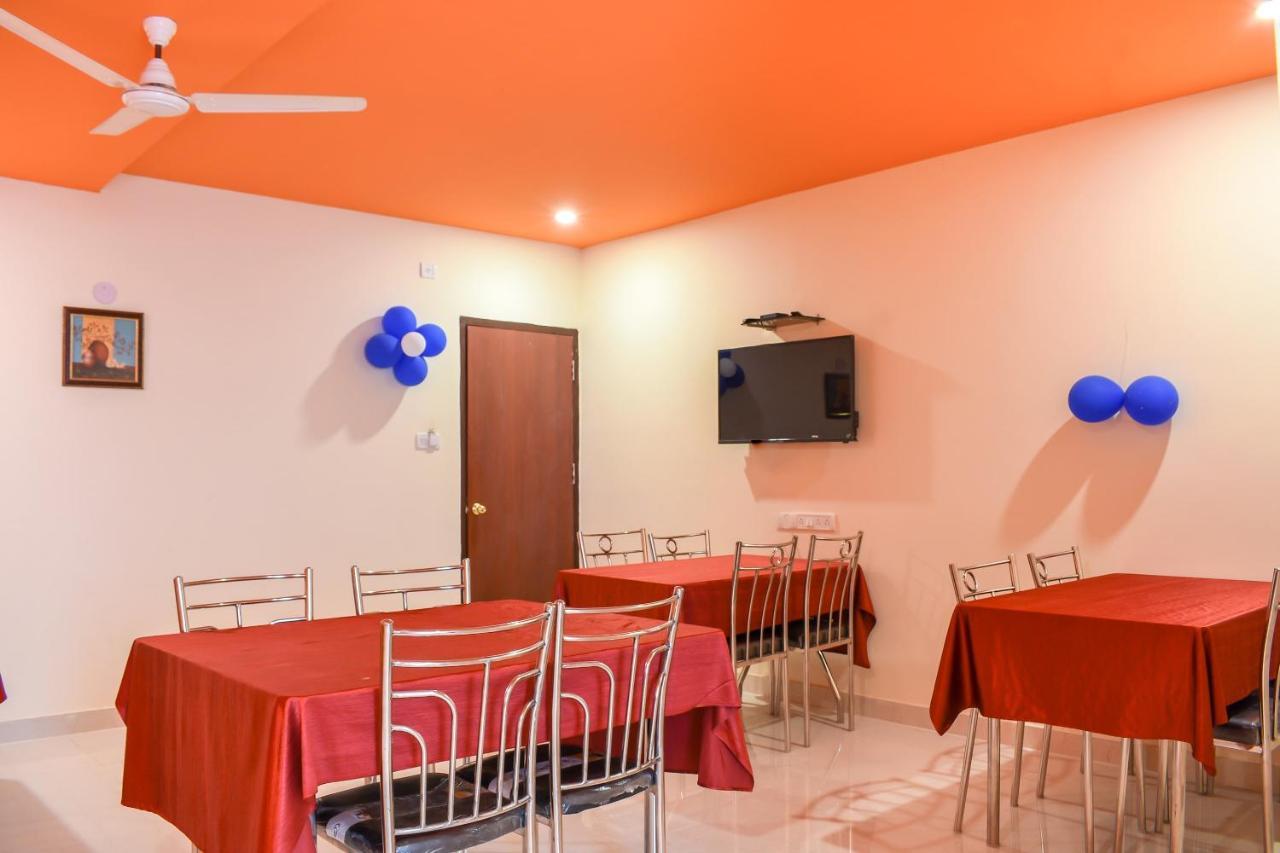 Capital O 67249 Hotel Planet Bhubaneswar Exterior foto